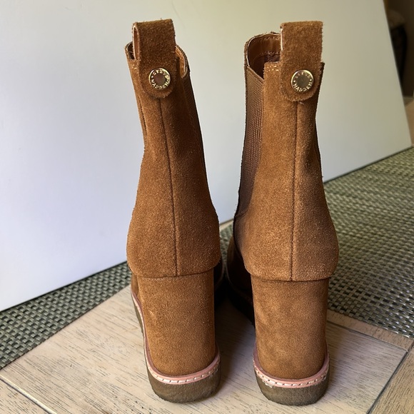 Gently used! STEVE Madden Saddle Brown Suede Wedge  Ankle Boots - Picture 8 of 12